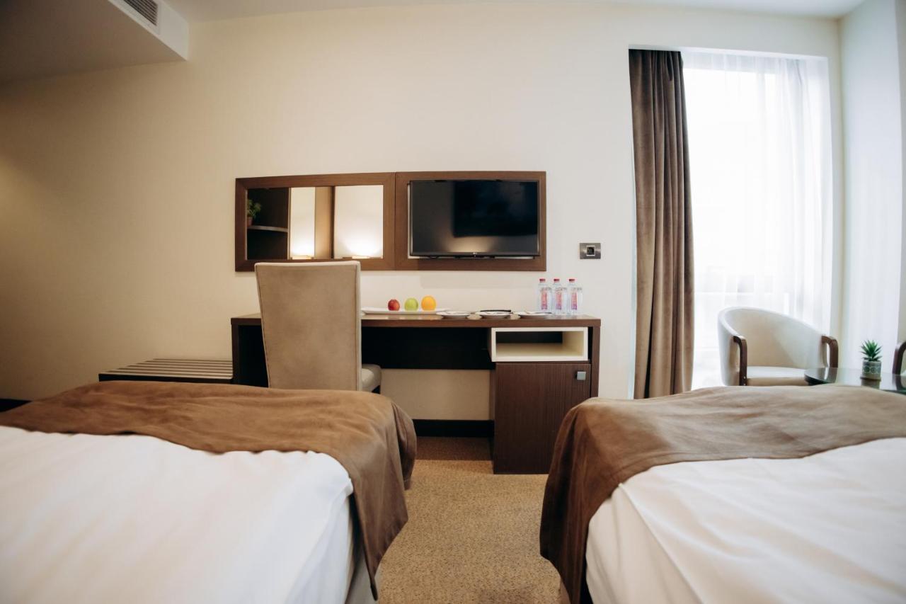 באקו Apart Hotel In Nizami מראה חיצוני תמונה