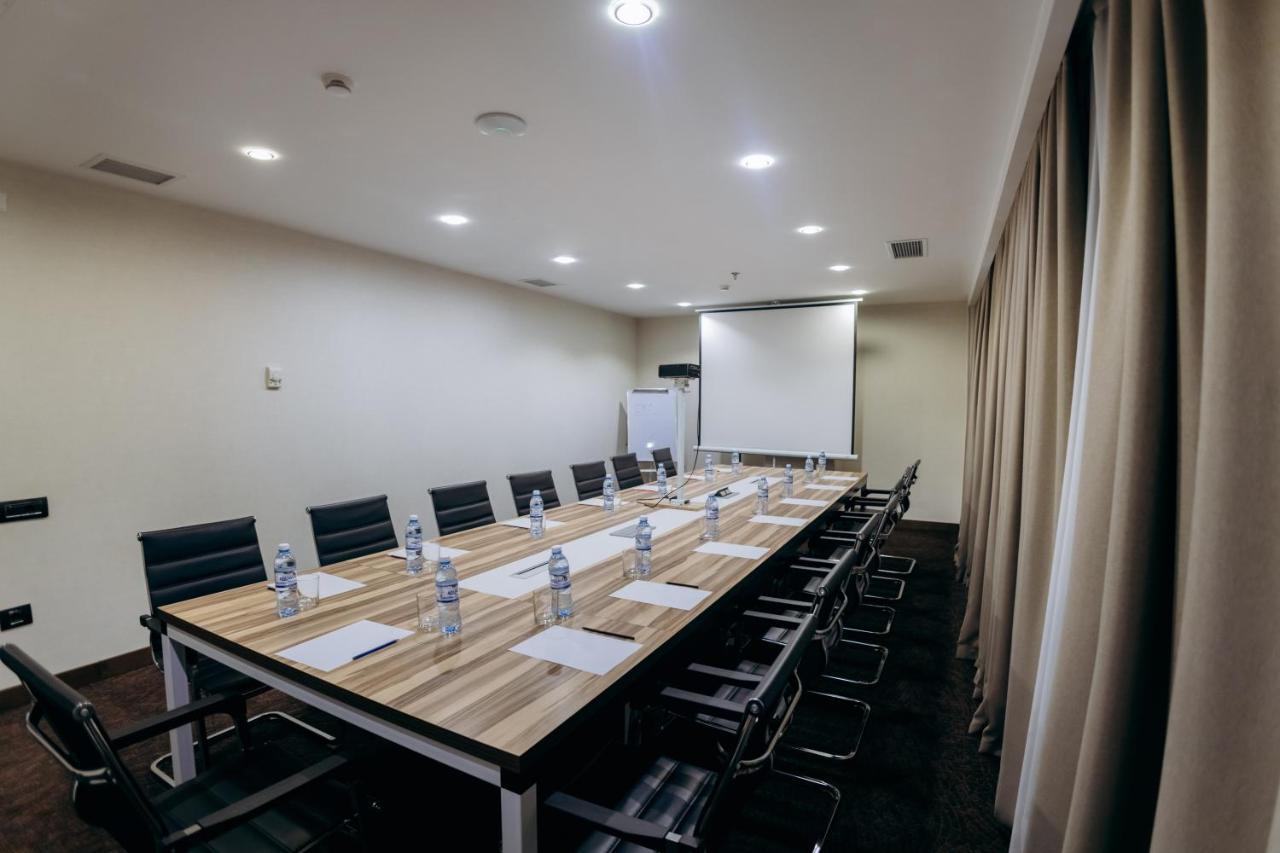 באקו Apart Hotel In Nizami מראה חיצוני תמונה