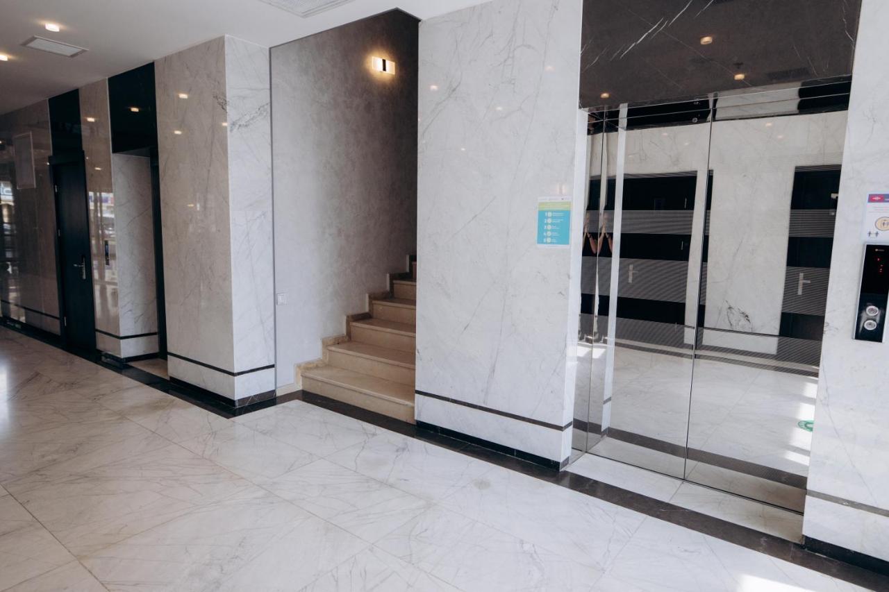 באקו Apart Hotel In Nizami מראה חיצוני תמונה